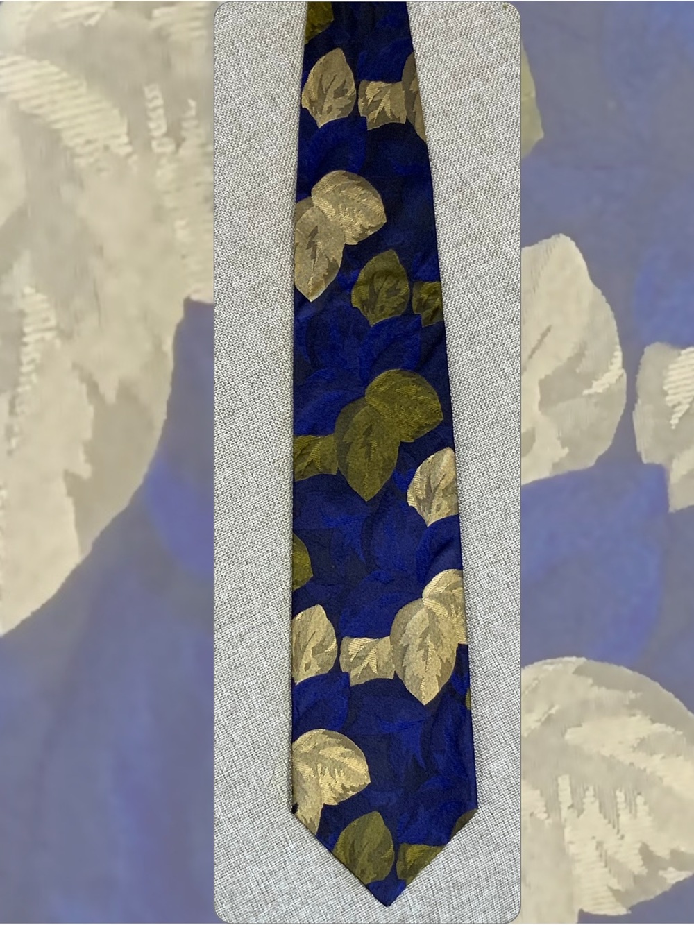 Bachrach Silk Tie Navy Blue Leaf Print